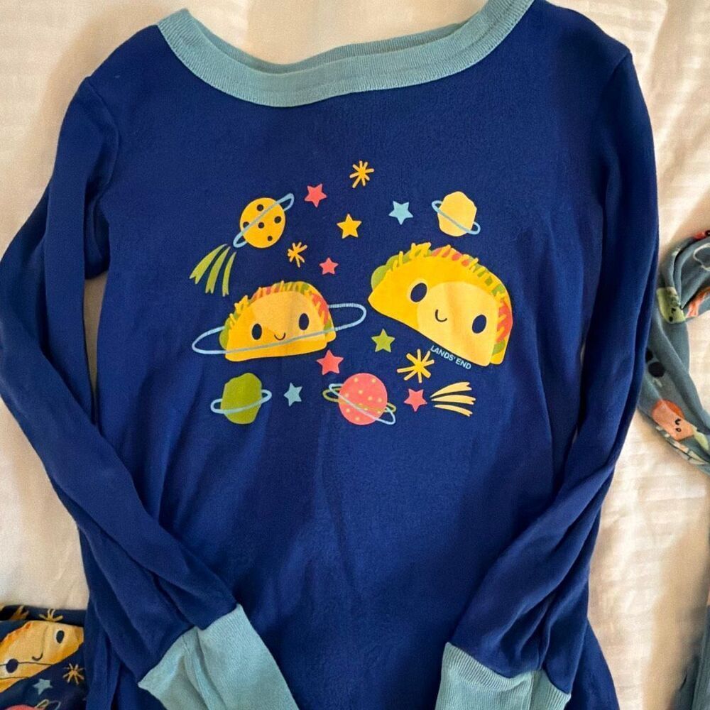 Lands end size 6 long sleeve PJ bundle - Picture 3 of 7